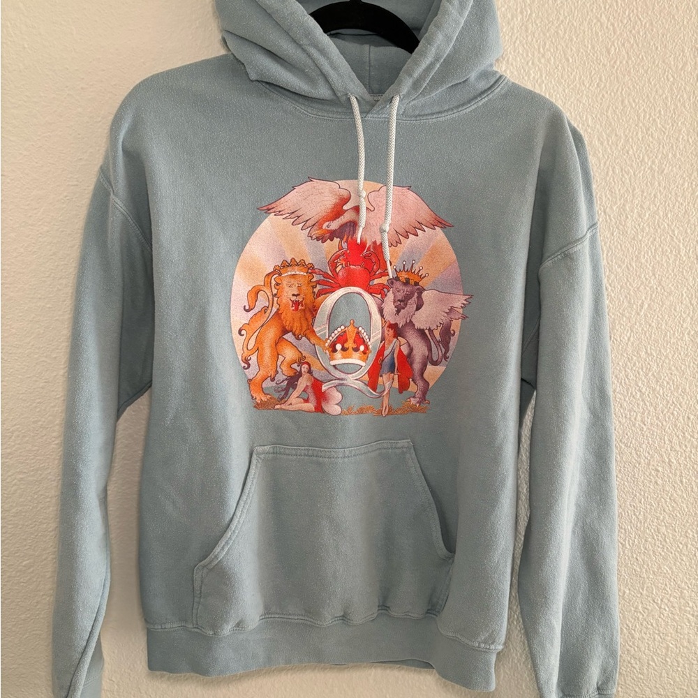 Queen Graphic Hoodie (Light Blue)
